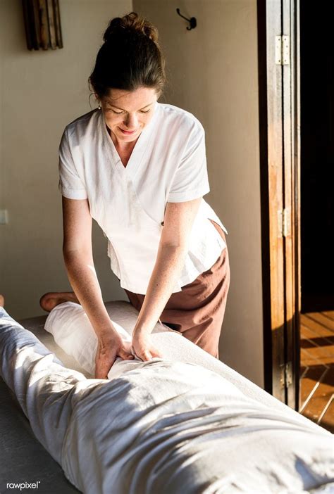 Intimate massage Erotic massage Lind